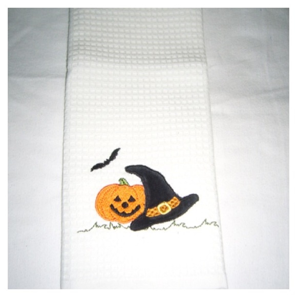 🎃Jack-O-Lantern Embellished Witch Hat & Bat - Picture 2 of 3